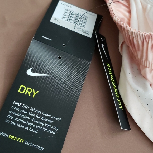 Nike DRY Tempo Guava Ice Shorts Woman Size XS - Picture 7 of 7